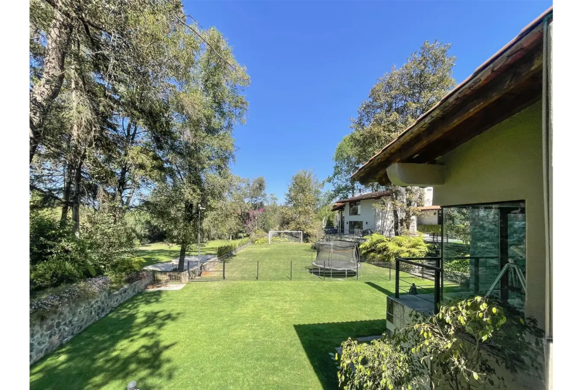 Casa en venta en Valle de Bravo Niddum Inmobiliaria