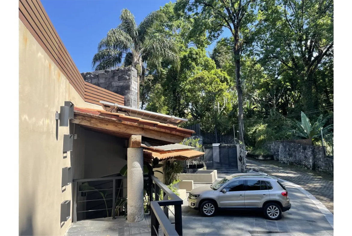 Casa en venta en Valle de Bravo Niddum Inmobiliaria