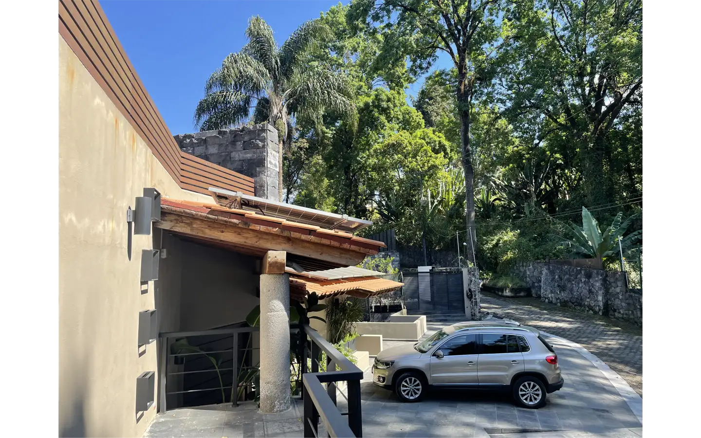 Casa en venta en Valle de Bravo Niddum Inmobiliaria