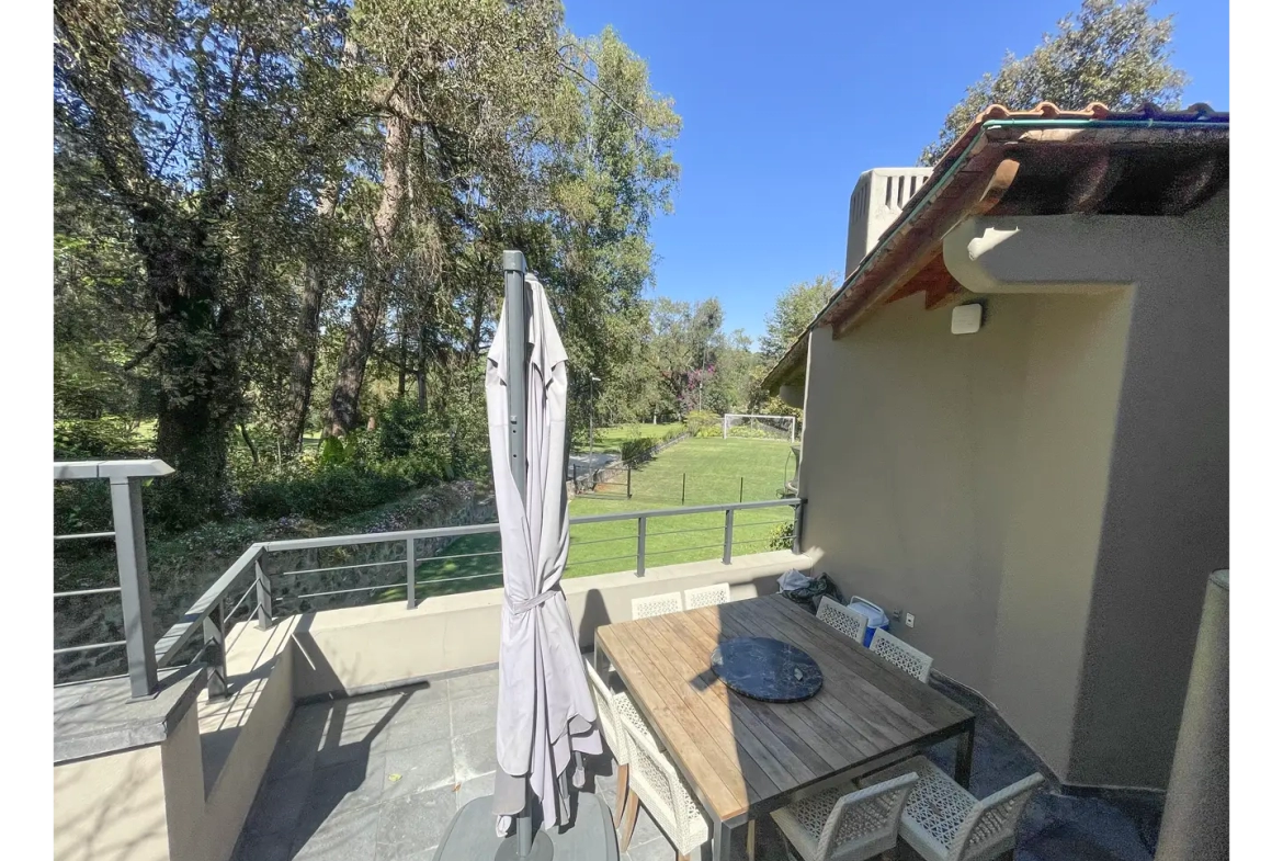 Casa en venta en Valle de Bravo Niddum Inmobiliaria