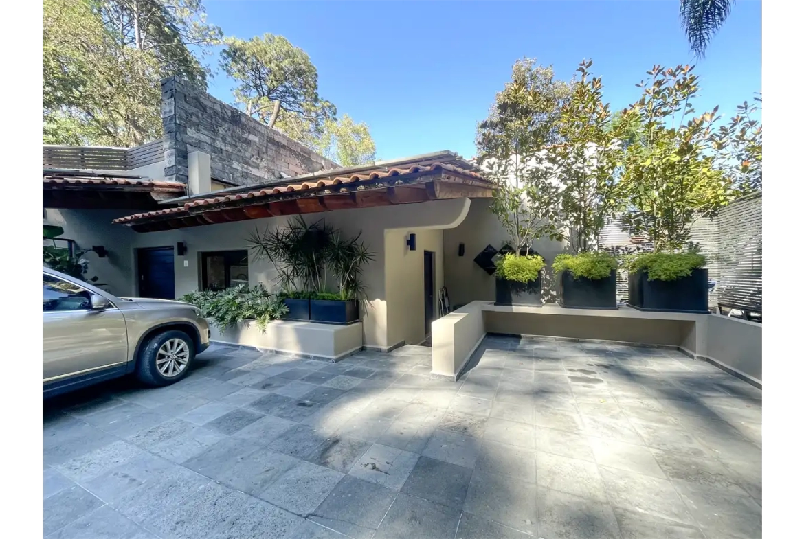Casa en venta en Valle de Bravo Niddum Inmobiliaria