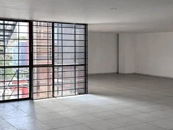 Oficina en renta en Del Valle Centro