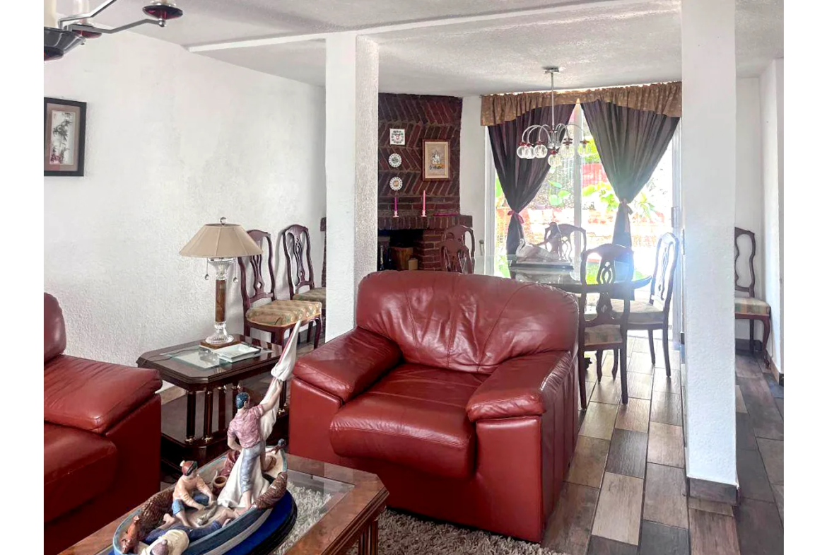 Casa en venta en Vista del Valle Naucalpan